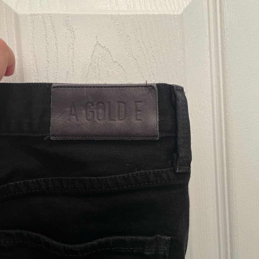 AGolde Riley High Rise Slim Leg Shorts In Vortex - Picture 5 of 7
